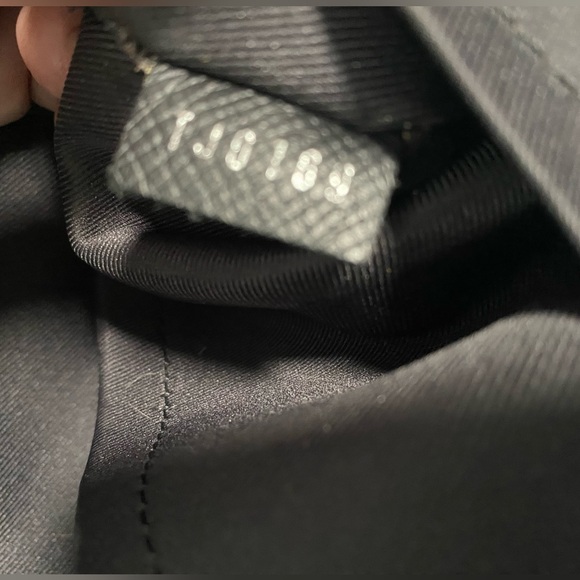 Louis Vuitton Monogram Eclipse Discovery Backpack - Picture 10 of 11